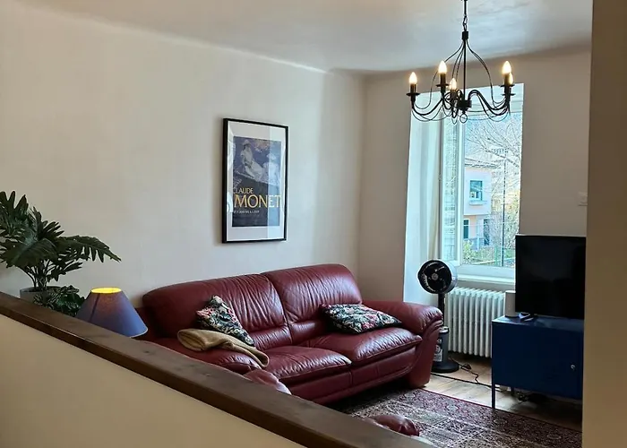 Spacious House In The Center Of 度假居 *