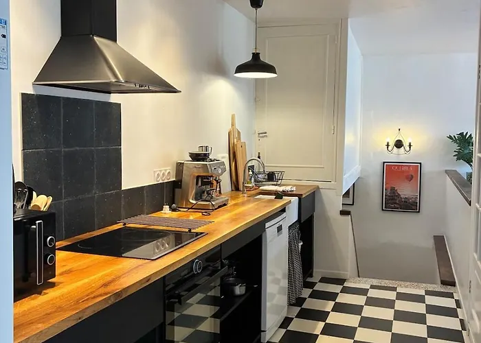 Spacious House In The Center Of 度假居 *